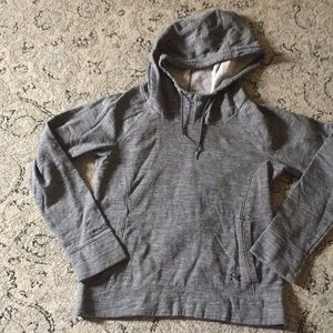 UA Pullover